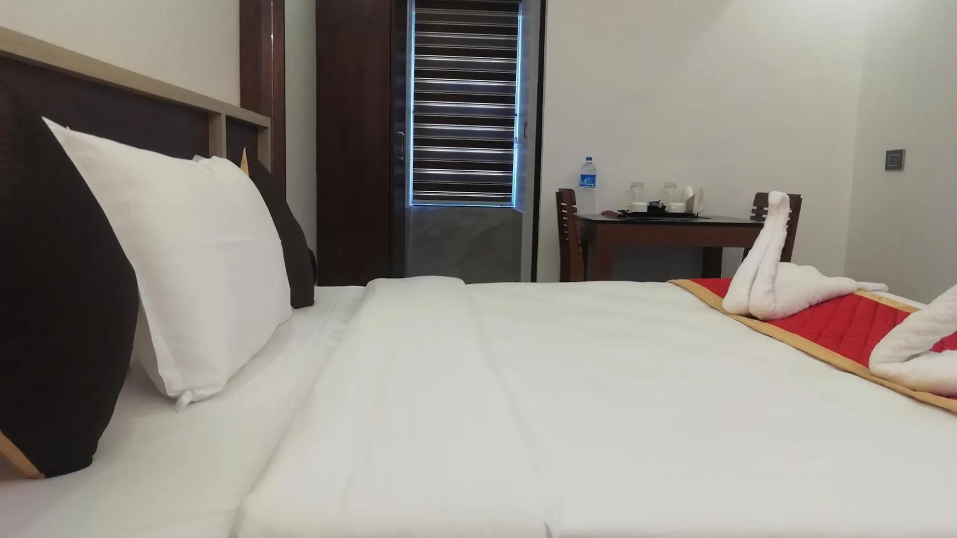 Paul Residency Hotel Nedumbassery