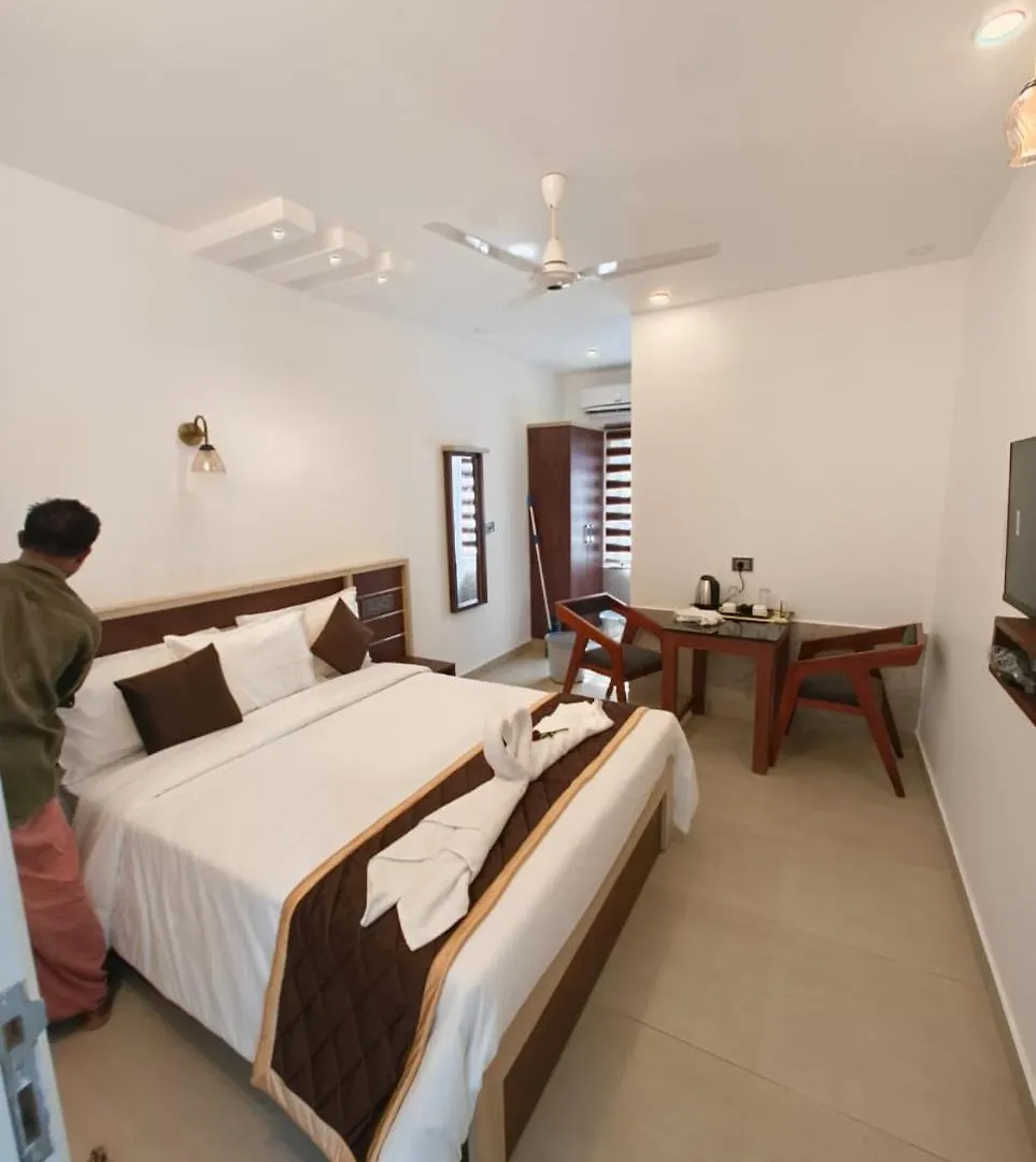 Paul Residency Hotel Nedumbassery
